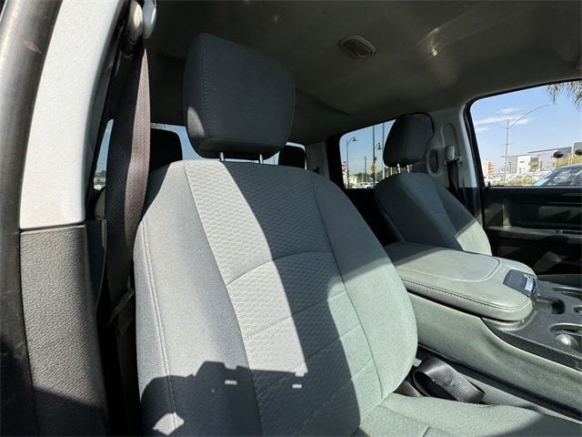 2014 Ram 1500 4WD Crew Cab 140.5" Tradesman - 22558290 - 10