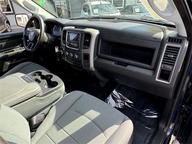 2014 Ram 1500 4WD Crew Cab 140.5" Tradesman - 22558290 - 8