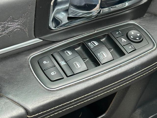 2014 Ram 1500 4WD Crew Cab 149" Laramie Limited - 22890553 - 15