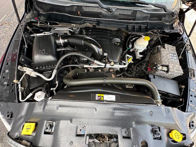 2014 Ram 1500 4WD Crew Cab 149" Laramie Limited - 22890553 - 29