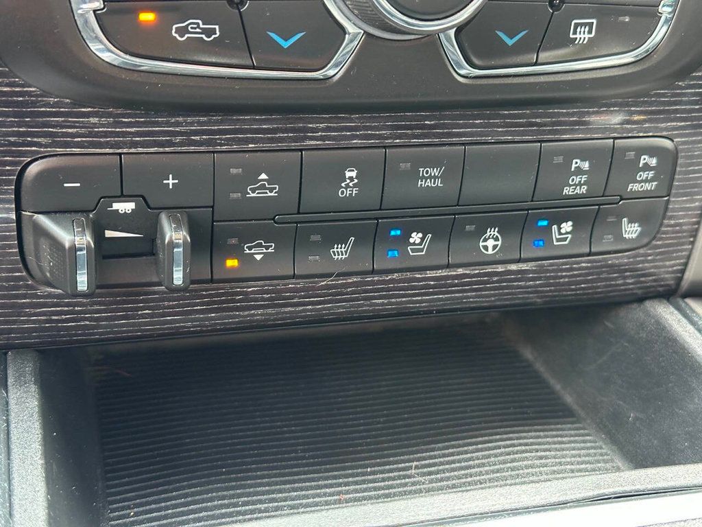 2014 Ram 1500 4WD Crew Cab 149" Laramie Limited - 22890553 - 50