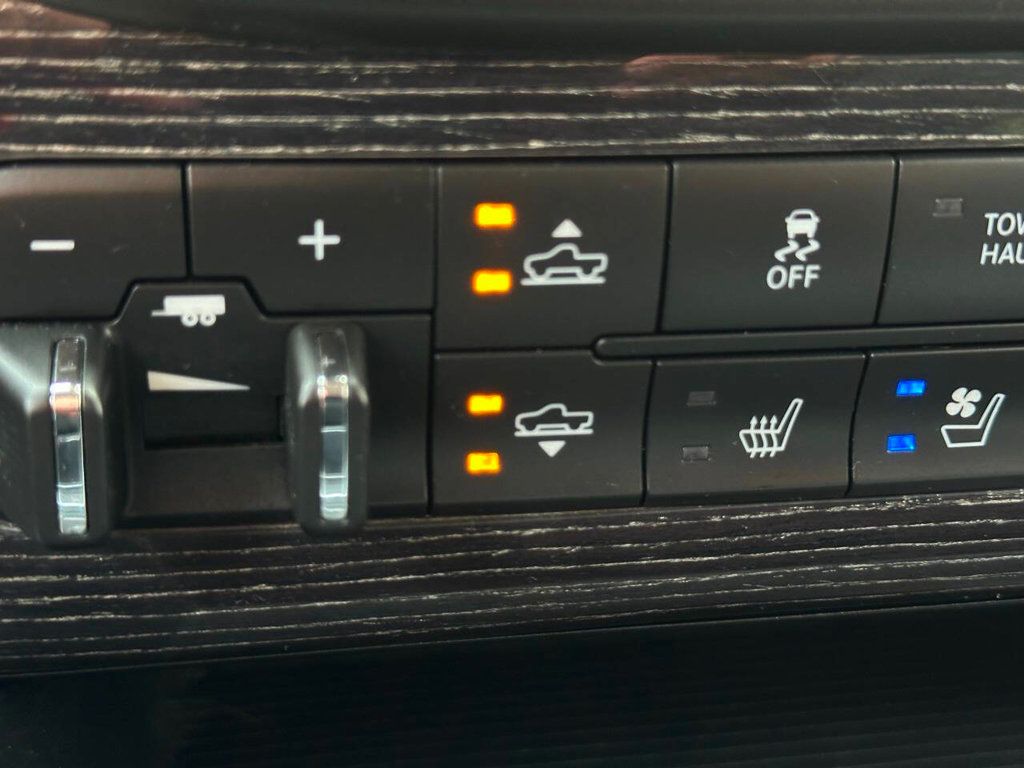 2014 Ram 1500 4WD Crew Cab 149" Laramie Limited - 22890553 - 53