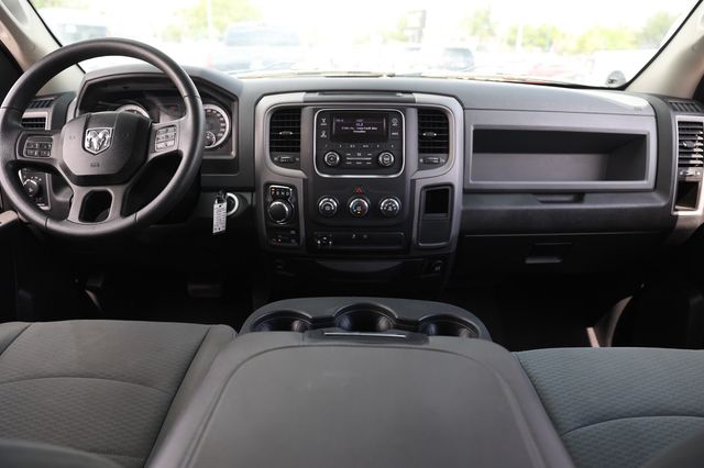 2014 Ram 1500 4WD Quad Cab 140.5" Tradesman - 23023679 - 23