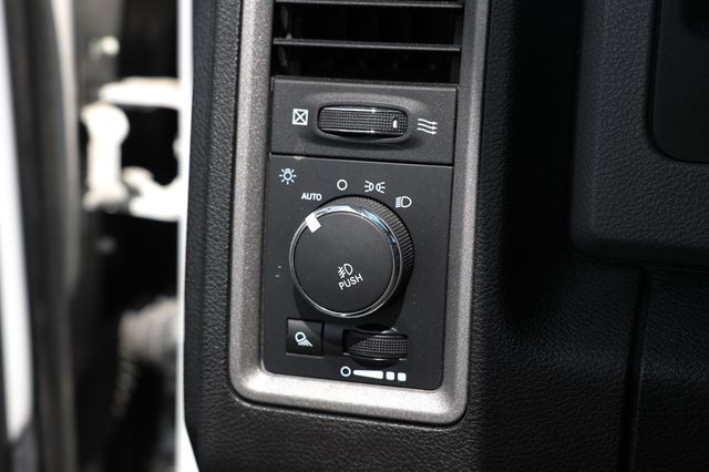 2014 Ram 1500 4WD Quad Cab 140.5" Tradesman - 23023679 - 42