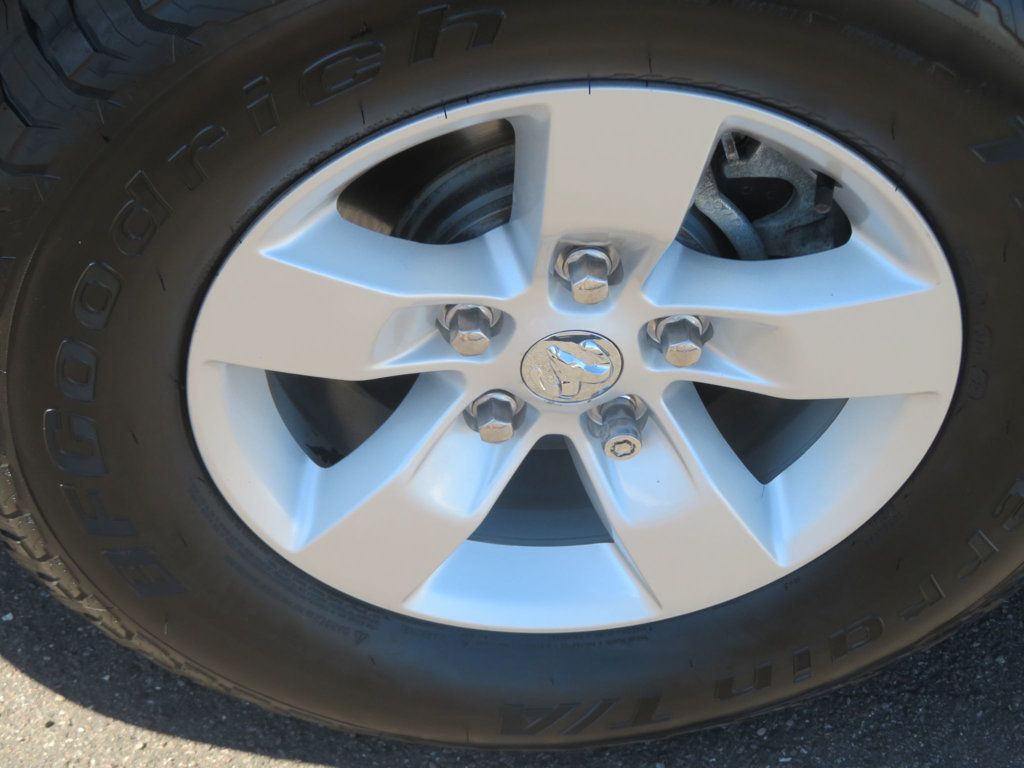 2014 Ram 1500 HARD TO FIND REGULAR CAB TRADESMAN 1 OWNER EXTRA CLEAN LOW MILE - 22935956 - 13