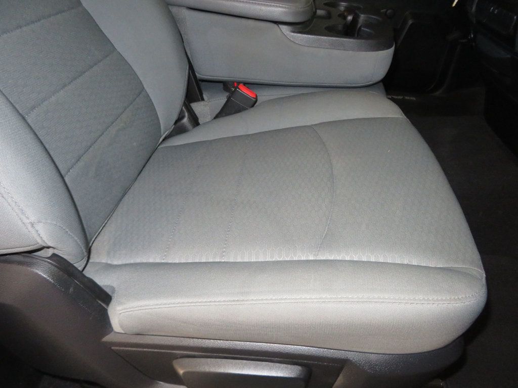 2014 Ram 1500 HARD TO FIND REGULAR CAB TRADESMAN 1 OWNER EXTRA CLEAN LOW MILE - 22935956 - 23