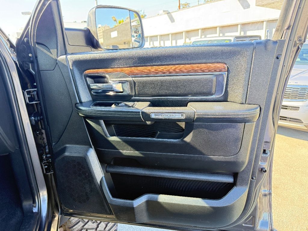 2014 Ram 2500 4WD Crew Cab 149" Laramie - 22943298 - 15
