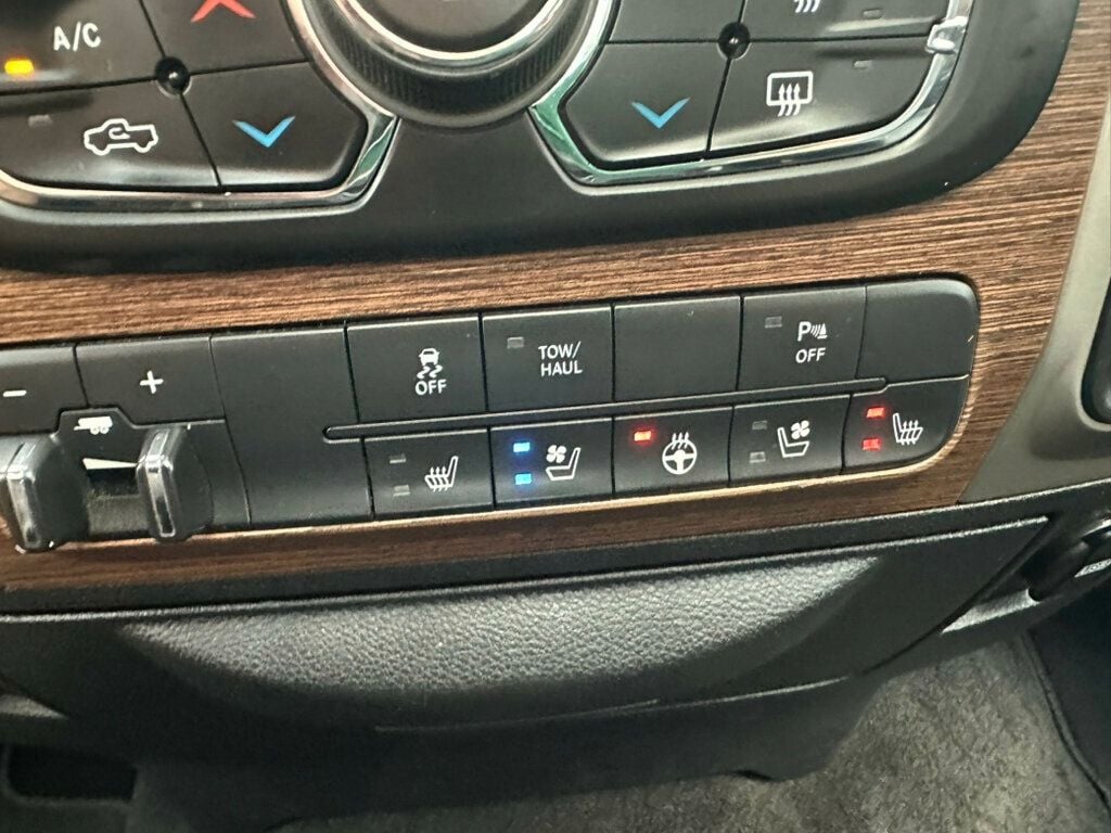 2014 Ram 2500 4WD Crew Cab 149" Laramie - 22923073 - 21