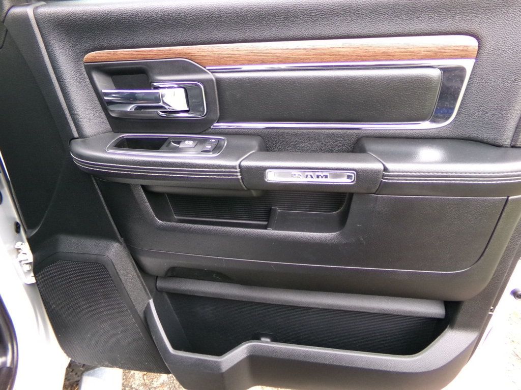 2014 Ram 2500 4WD Crew Cab 149" Laramie - 22993417 - 11