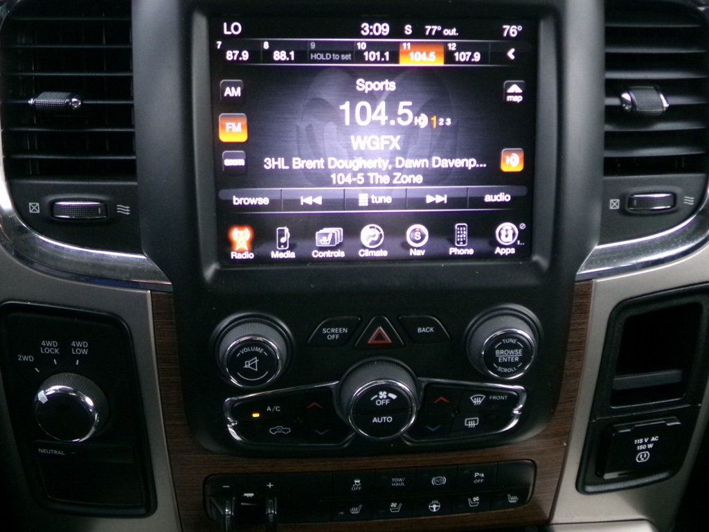 2014 Ram 2500 4WD Crew Cab 149" Laramie - 22993417 - 16