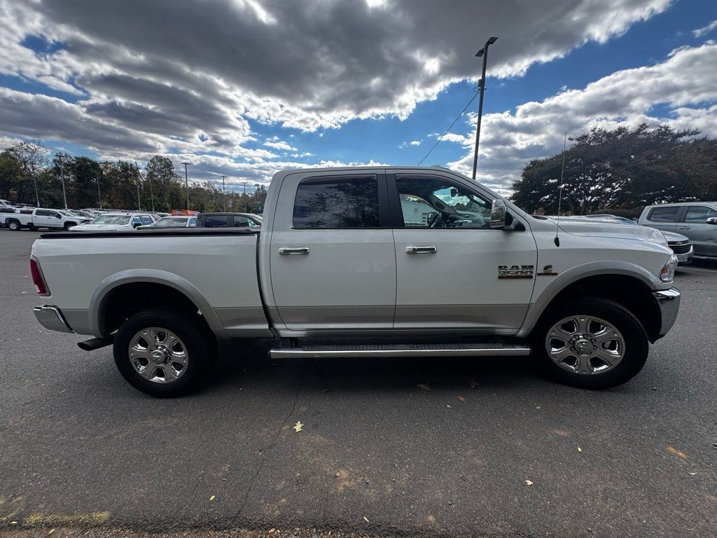 2014 Ram 3500 4WD Crew Cab 149" Laramie - 22936697 - 4