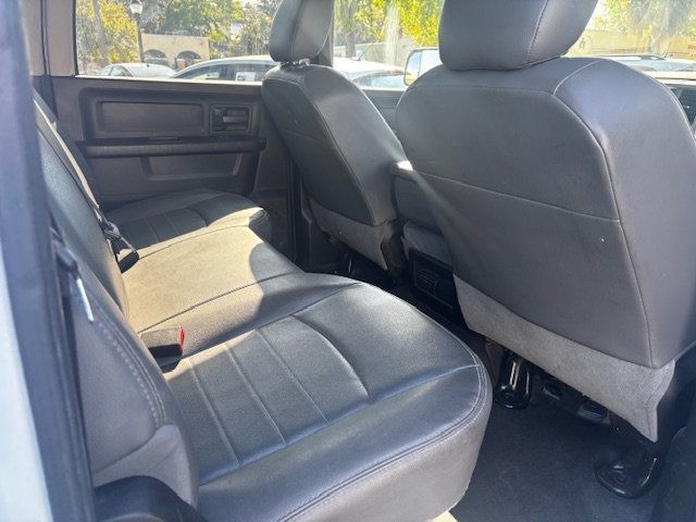 2014 Ram 3500 STAKE BED - 22997480 - 20