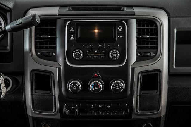 2014 Ram 5500 4WD Crew Cab 173" WB 60" CA Tradesman - 18134175 - 19