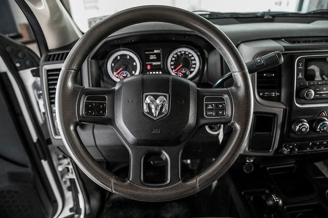 2014 Ram 5500 4WD Crew Cab 173" WB 60" CA Tradesman - 18134175 - 22