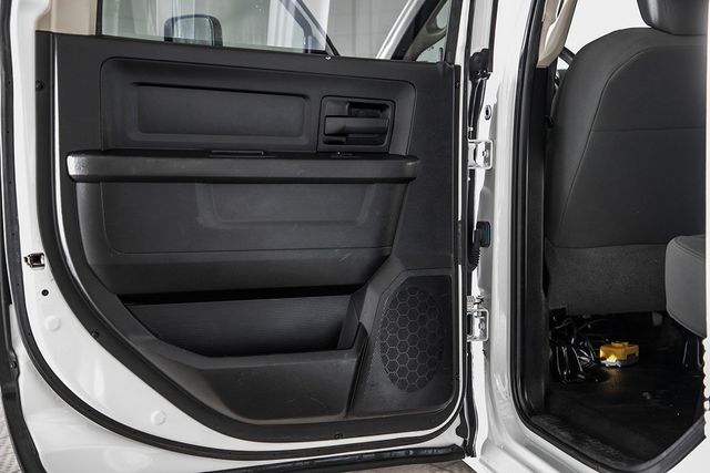 2014 Ram 5500 4WD Crew Cab 173" WB 60" CA Tradesman - 18134175 - 30