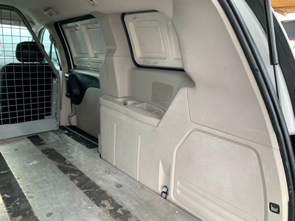 2014 Ram Cargo Van 119" WB Tradesman Low miles - 22987123 - 4