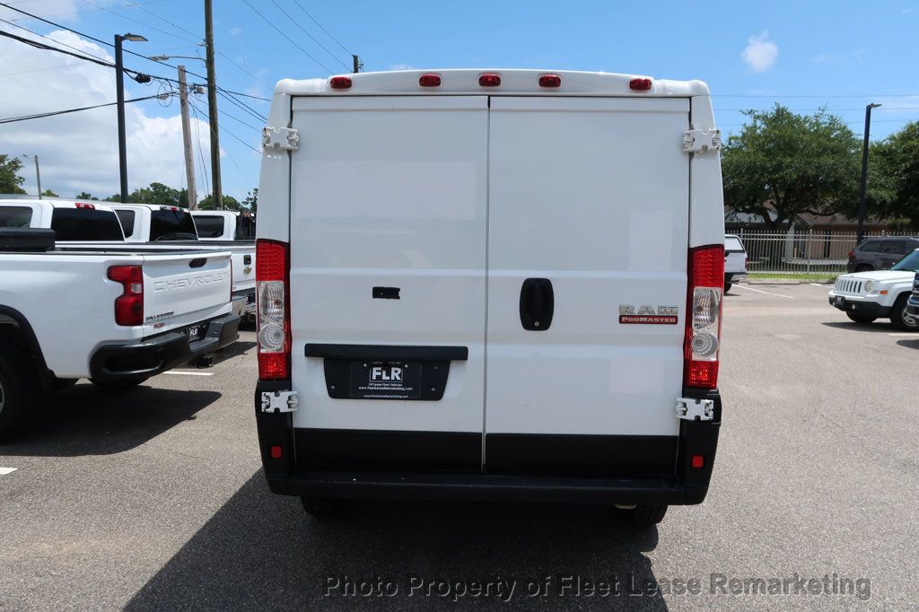 2014 Ram 1500 photo 3