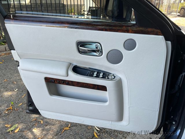 2014 Rolls-Royce Ghost 4dr Sedan - 23053046 - 21