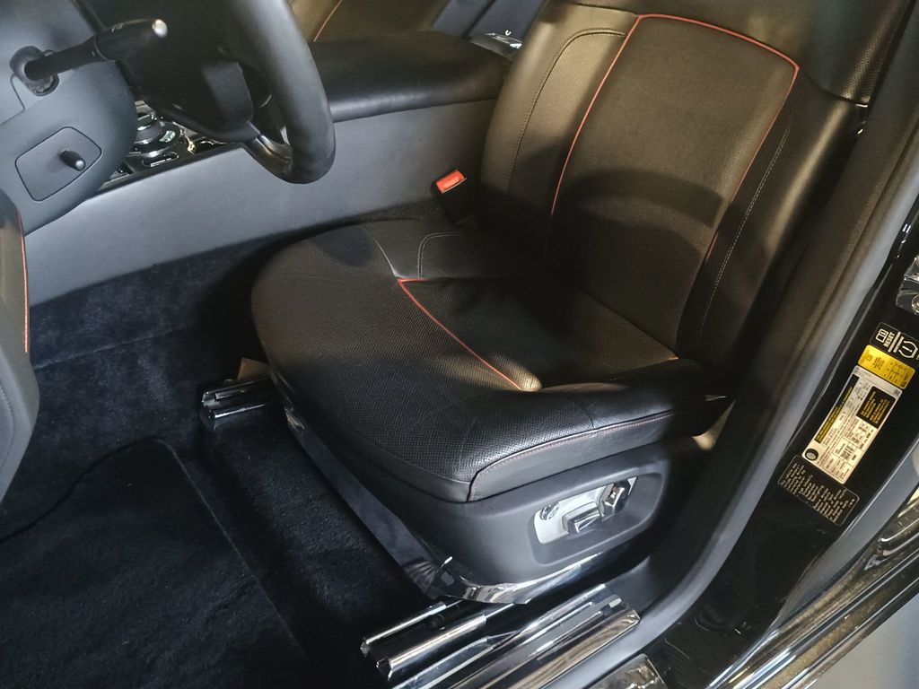 2014 Rolls-Royce Ghost 4dr Sedan Clean Carfax - 23020119 - 17