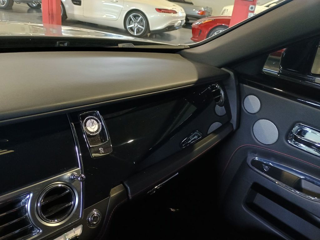 2014 Rolls-Royce Ghost 4dr Sedan Clean Carfax - 23020119 - 25