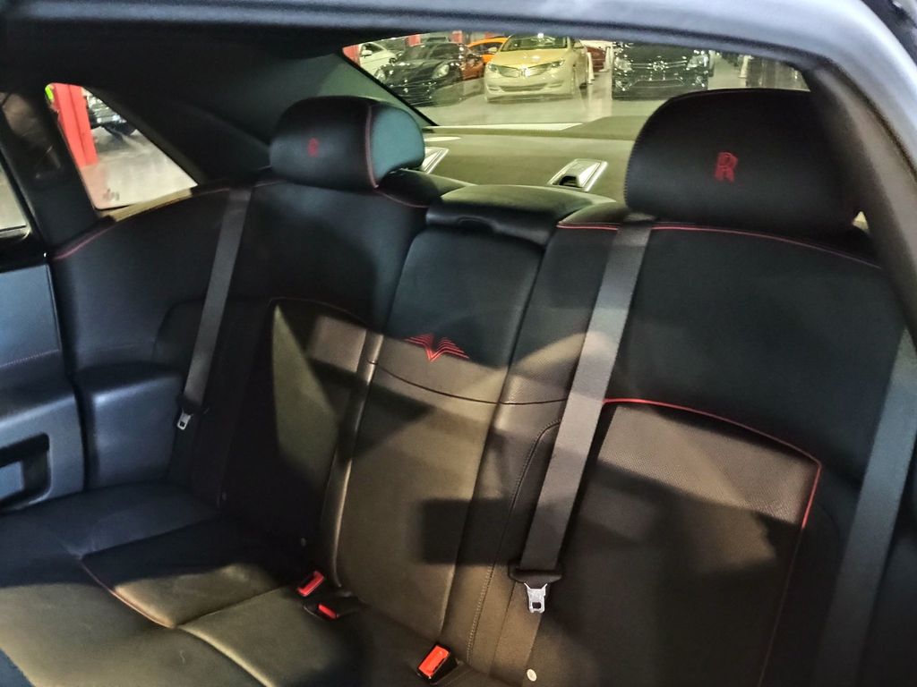 2014 Rolls-Royce Ghost 4dr Sedan Clean Carfax - 23020119 - 34