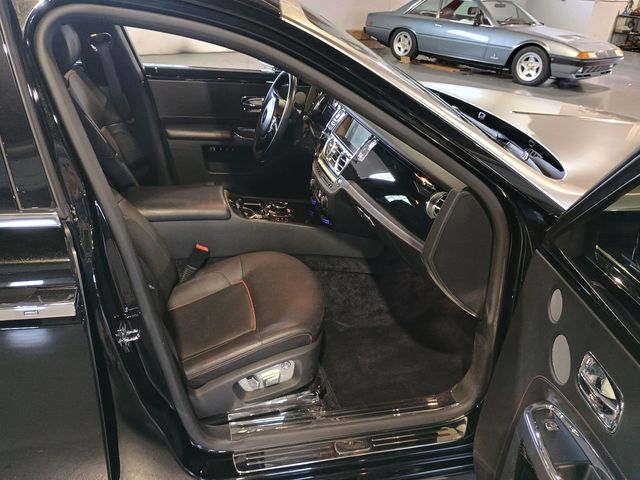 2014 Rolls-Royce Ghost 4dr Sedan Clean Carfax - 23020119 - 39