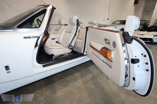2014 Rolls-Royce Phantom Drophead Coupe  - 22941725 - 16
