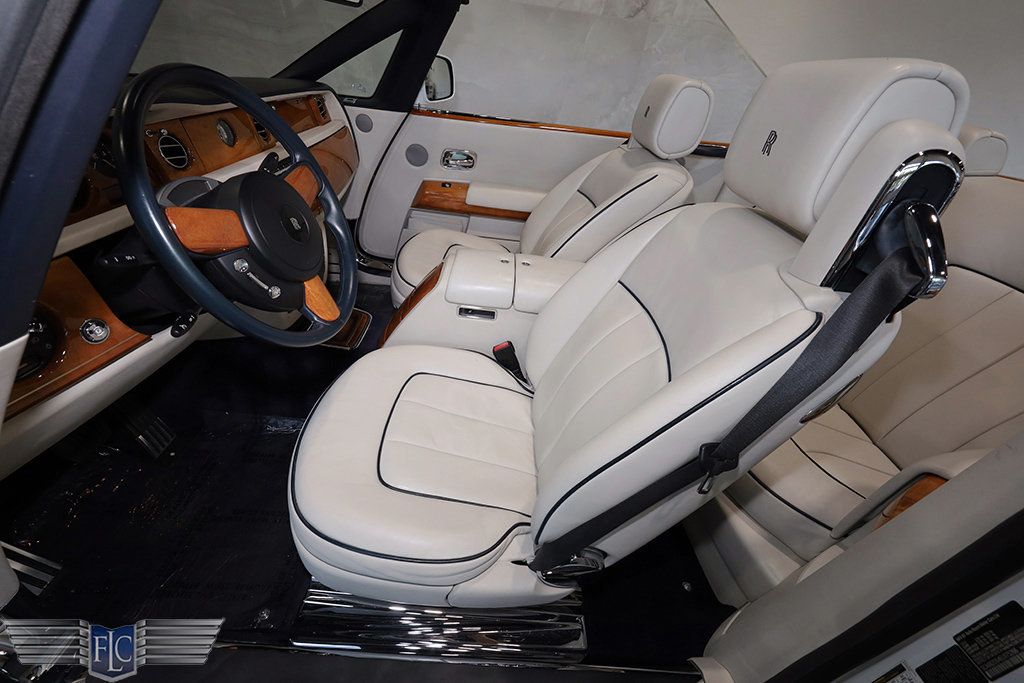 2014 Rolls-Royce Phantom Drophead Coupe  - 22941725 - 18