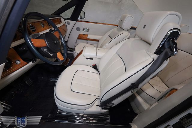 2014 Rolls-Royce Phantom Drophead Coupe  - 22941725 - 18