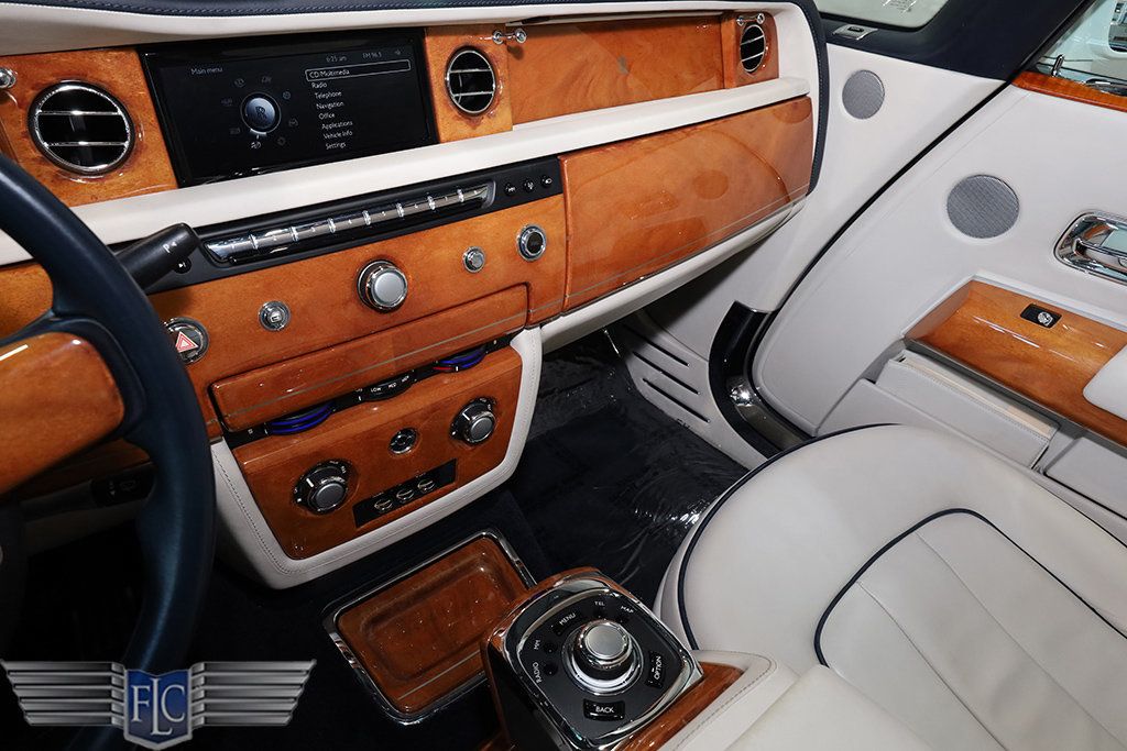 2014 Rolls-Royce Phantom Drophead Coupe  - 22941725 - 27