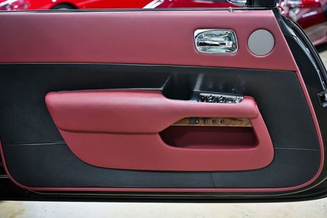 2014 Rolls-Royce Wraith 2dr Coupe - 22957560 - 25