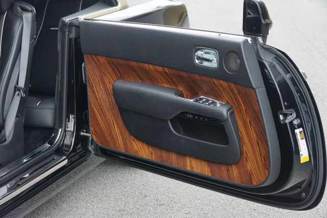 2014 Rolls-Royce Wraith 2dr Coupe - 19329095 - 15
