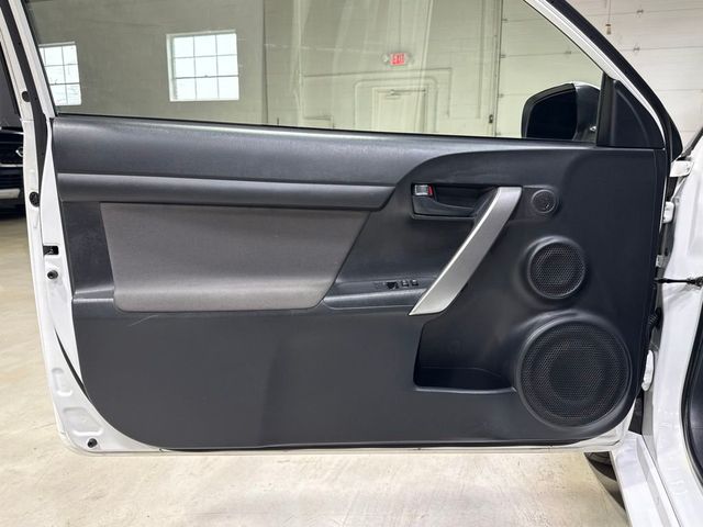 2014 Scion tC Base Trim - 23064496 - 15