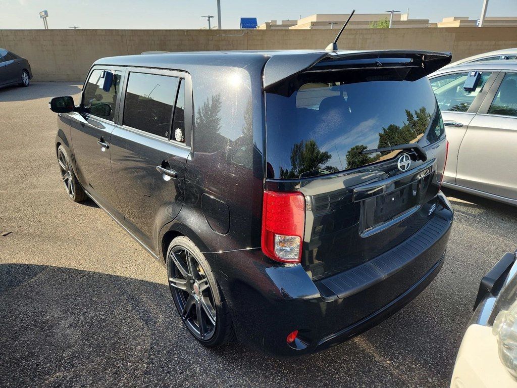 2014 Scion xB photo 4