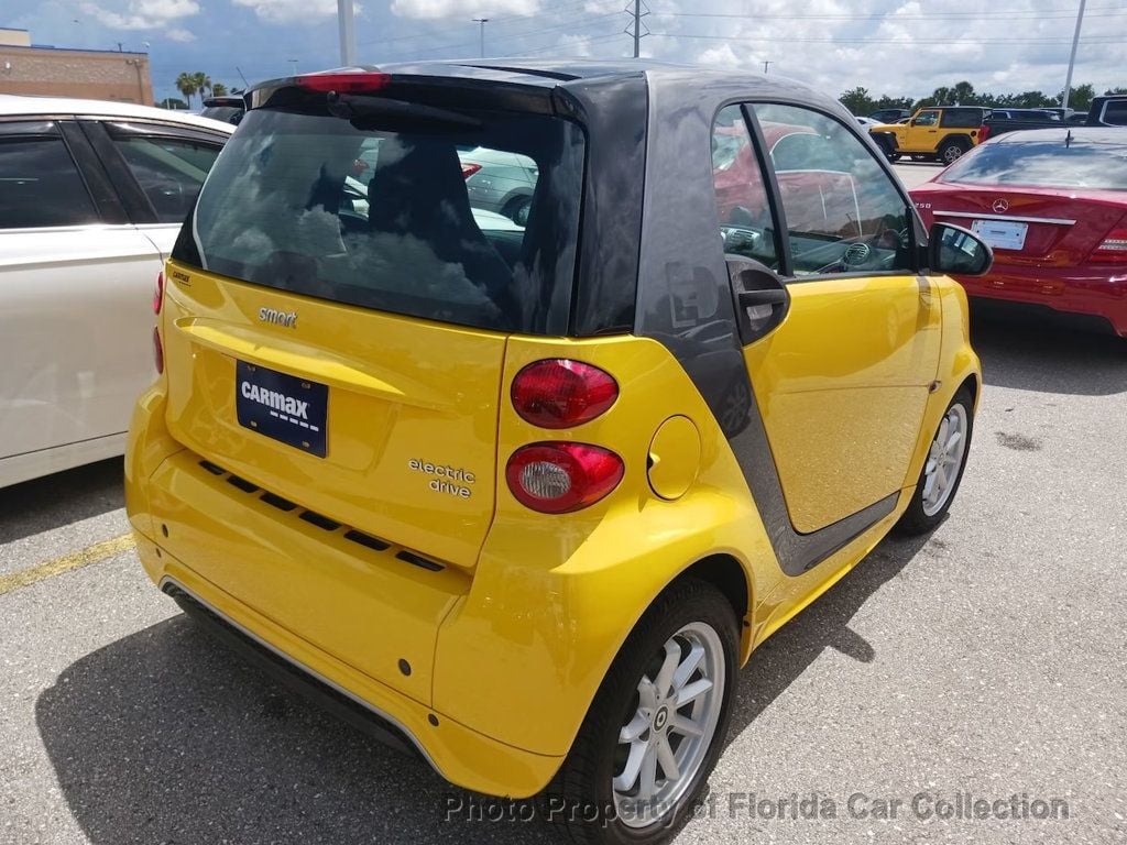 2014 smart fortwo electric drive Coupe Passion EV - 22493917 - 3