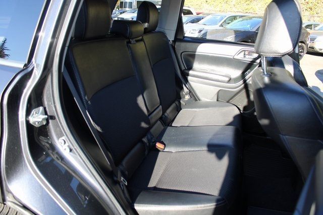2014 Subaru Forester 2.0XT Premium photo 18
