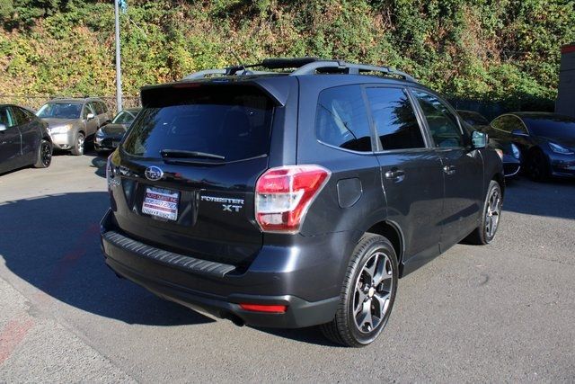 2014 Subaru Forester 2.0XT Premium photo 3