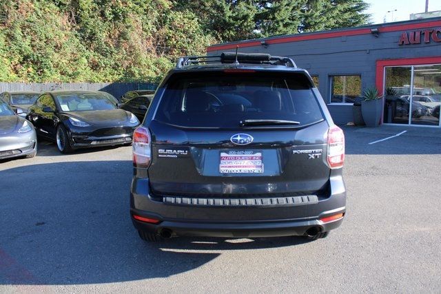 2014 Subaru Forester 2.0XT Premium photo 4
