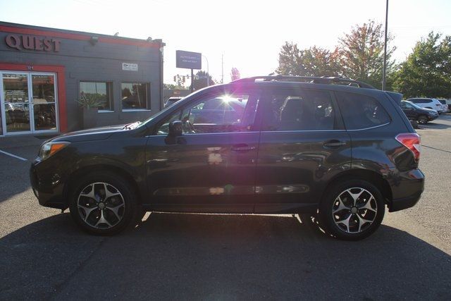 2014 Subaru Forester 2.0XT Premium photo 6