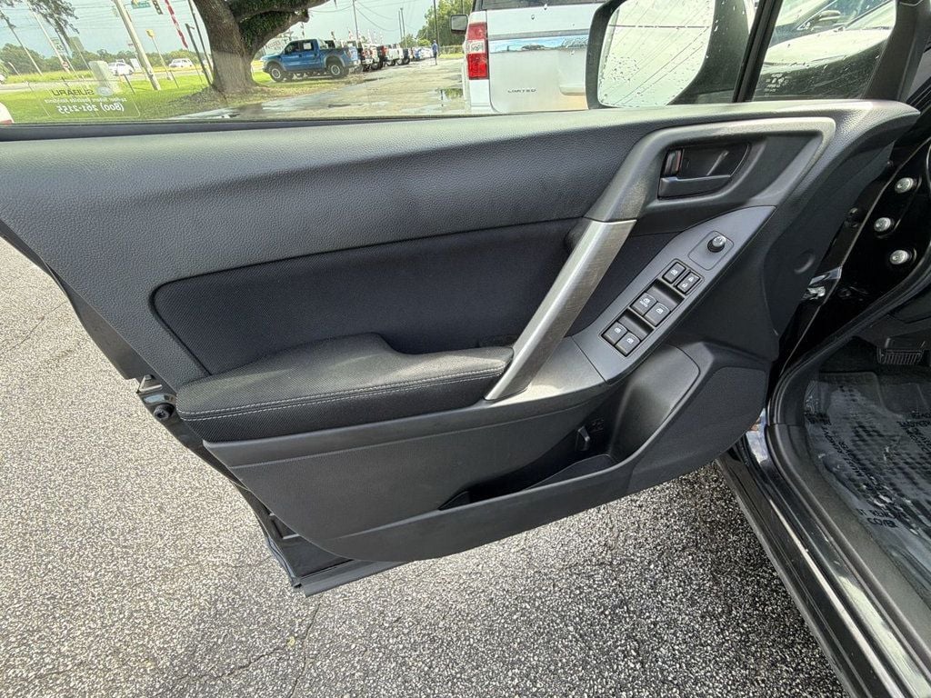 Subaru Forester 4dr Automatic 2.5i Premium PZEV photo 12