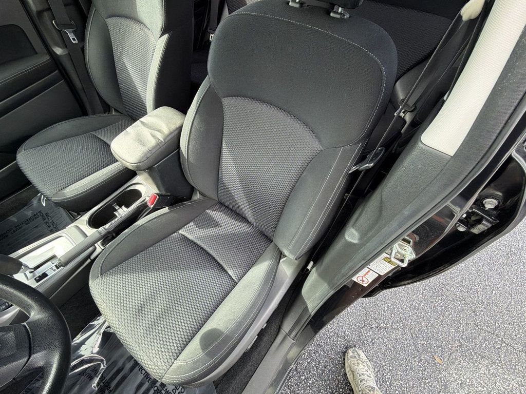 Subaru Forester 4dr Automatic 2.5i Premium PZEV photo 14