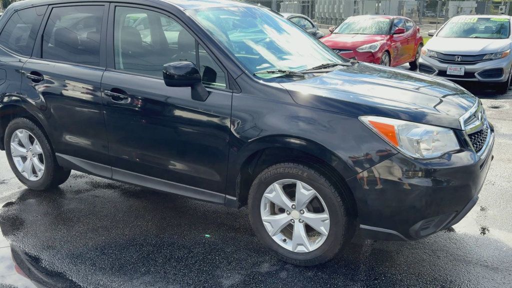 Subaru Forester 4dr Automatic 2.5i Premium PZEV photo 2