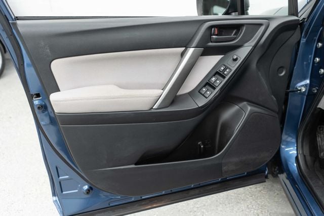 2014 Subaru Forester 4dr Automatic 2.5i PZEV - 22981259 - 13