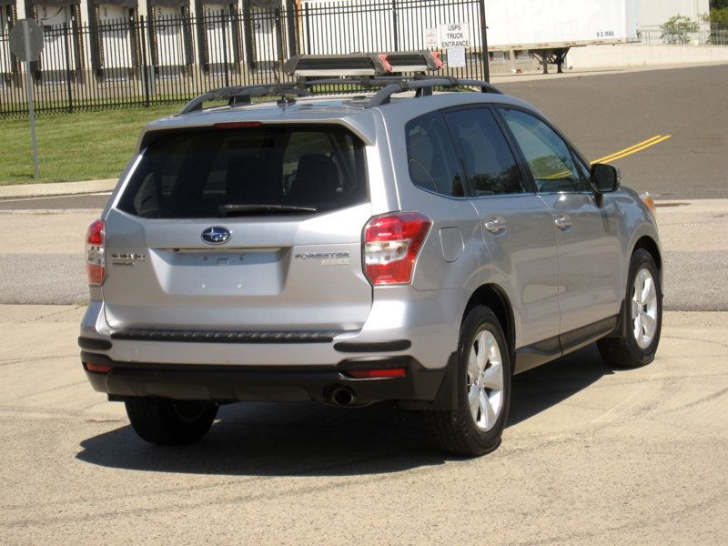2014 Subaru Forester 2.5i Touring photo 13