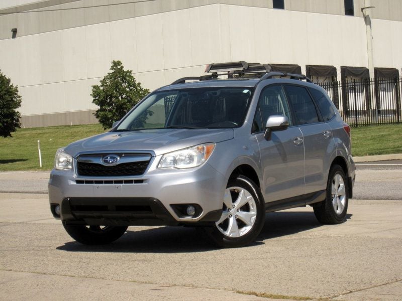 2014 Subaru Forester 2.5i Touring photo 3