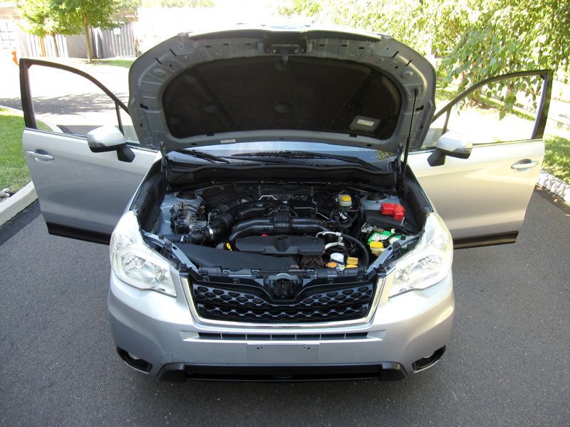 2014 Subaru Forester 2.5i Touring photo 31