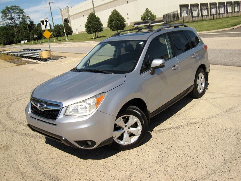 2014 Subaru Forester 2.5i Touring photo 4