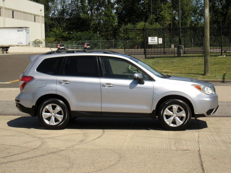 2014 Subaru Forester 2.5i Touring photo 6
