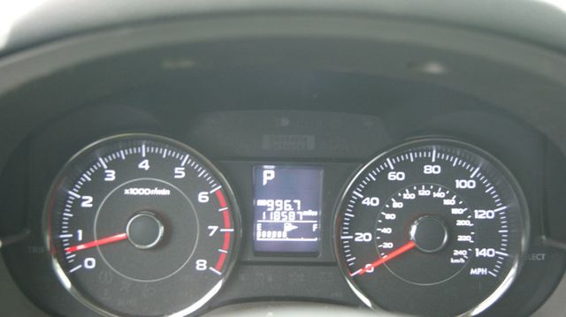 2014 Subaru Forester JUST SERVICED , VERY CLEAN INSIDE AND OUT  - 22801706 - 2