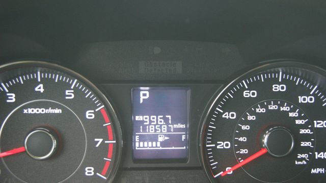 2014 Subaru Forester JUST SERVICED , VERY CLEAN INSIDE AND OUT  - 22801706 - 3